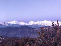 日照金山～梅里雪山