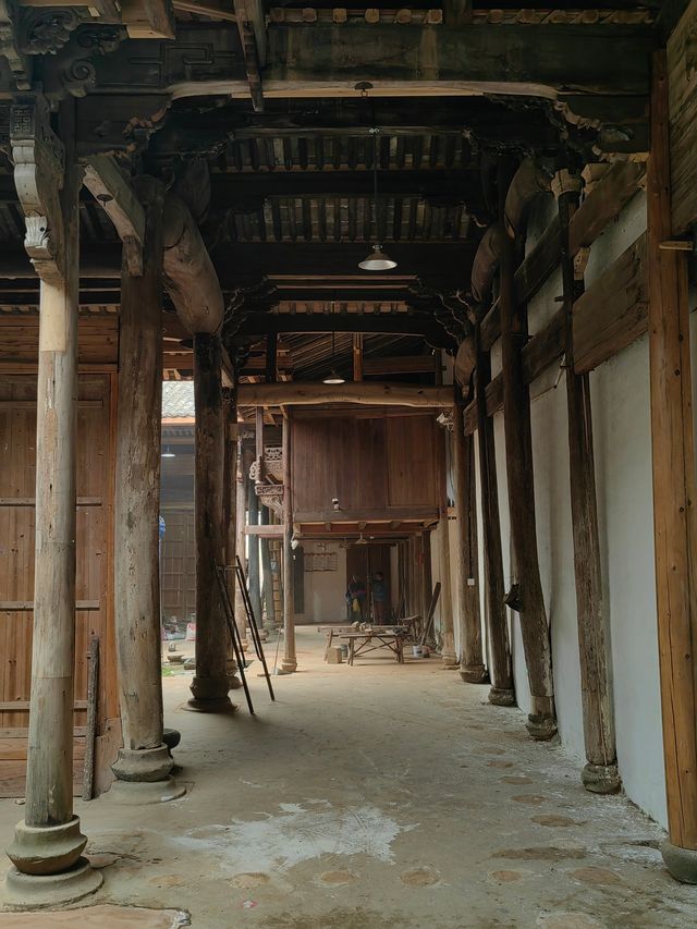 浙江龍游澤隨村塘沿廳