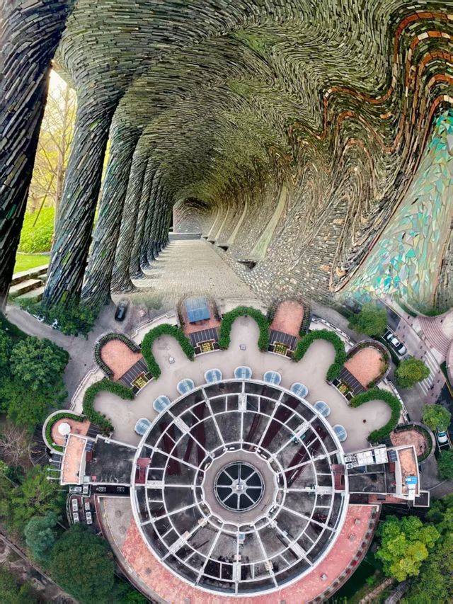 深圳耗資10億打造的外星基地，太震撼了