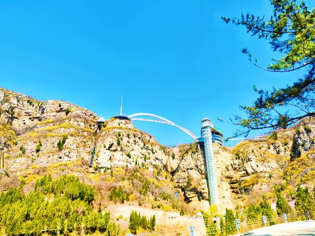 潭溪山 | 解鎖山東絕美山川，邂逅懸崖上的玻璃橋奇景