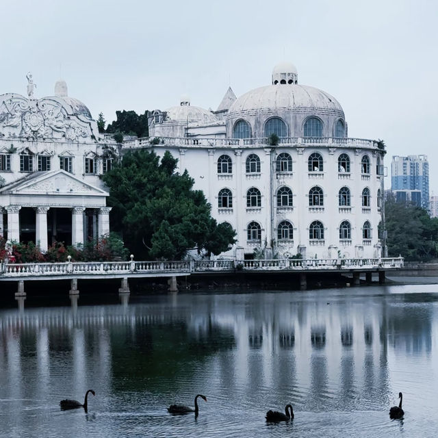 對比廣州塔！我更愛這個像在歐洲的浪漫流花湖公園 