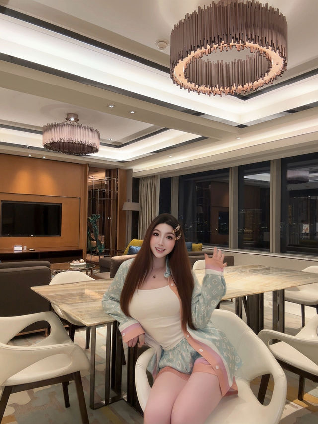 將雙子塔同鼓浪嶼裝入房間嘅廈門泰地萬豪酒店