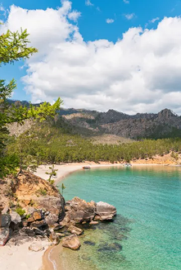 イルクーツク観光ガイド2026年：人気スポット、グルメ、ホテル、天気