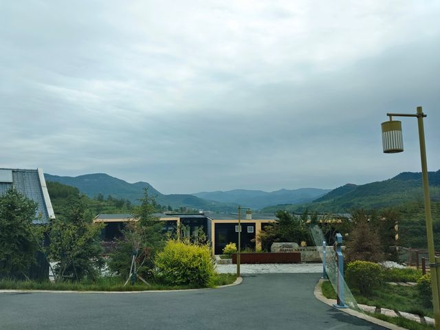 推窗見山嘅治癒系農莊 推窗見山嘅治癒系農莊