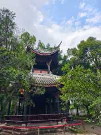 99%人逛洛帶古鎮,都錯過了這座百年公園