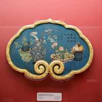 Legacy in Enamel – Robert Chang’s Cloisonné Gift at Shanghai Museum ✨🖌️