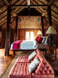 春節別墅趴！蘇梅島海景豪宅，16人狂歡