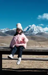 塔公草原 雅拉雪山下的咖啡屋