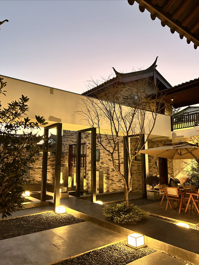 麗江小眾寶藏地！束河秘境民宿特輯