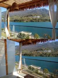 追完《烏蒙深處》，直奔東江湖，執念同款江景別墅