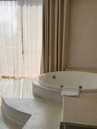 陽朔封神酒店把聖托里尼搬進山水裡