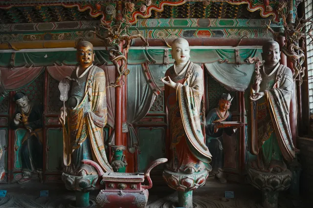 隰縣小西天：半崖聞妙音，千佛懸鏡天