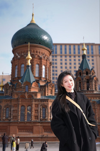 Stay near Central Street in Harbin during the May Day holiday! Fall asleep with a view #