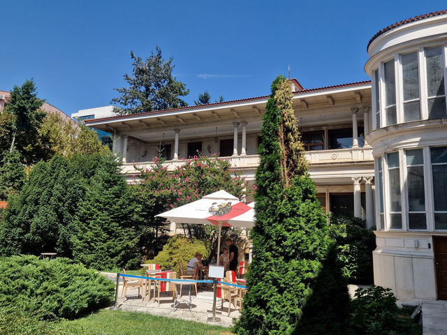 Ceausescu's House Requires Planning and Reveals Opulence