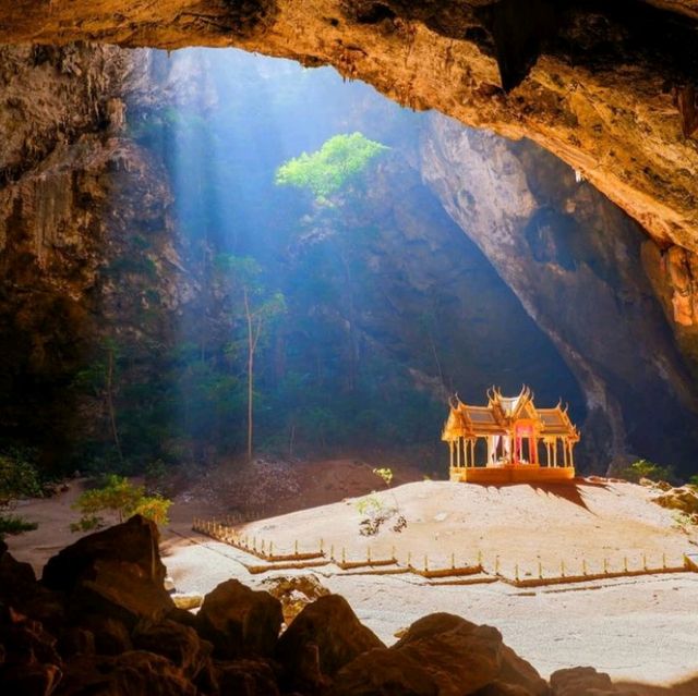 Hidden temple in the cave! unseen Thailand 