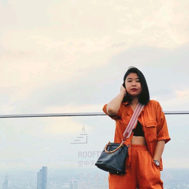 เจอ มหานคร Sky Walk 