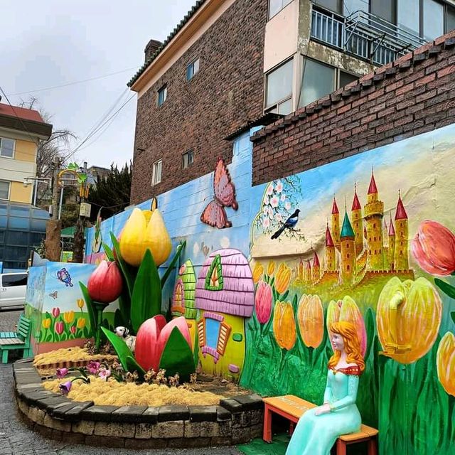 Songwol-dong fairy tale village หมู่บ้านสีรุ้ง
