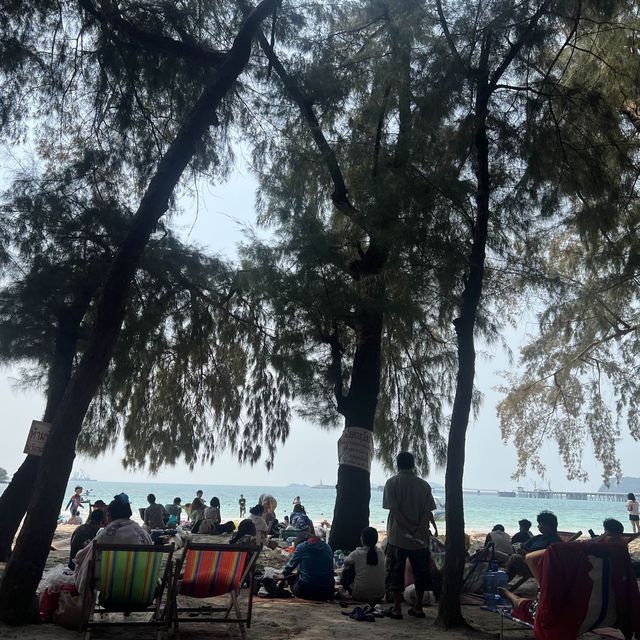 หาดสวย น้ำใส ใกล้ กทม. “หาดนางรำ” 🏝️