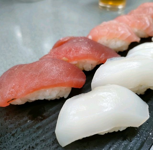 【大阪 新世界】ジャンジャン横丁で大阪寿司を食べる