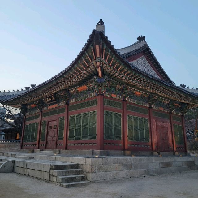현재와 미래가 만나는 전시