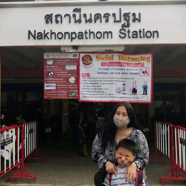 นั่งรถไฟเที่ยวน้ำตกไทรโยคน้อย
