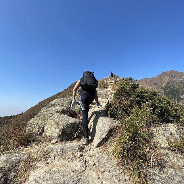 香港🇭🇰｜🌟行山必選之一 - 大嶼山鳳凰徑的壯麗徒步之旅 ⛰️