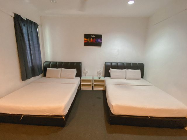 Wassup Youth Hostel ที่พักทำเลดี ไม่แพง