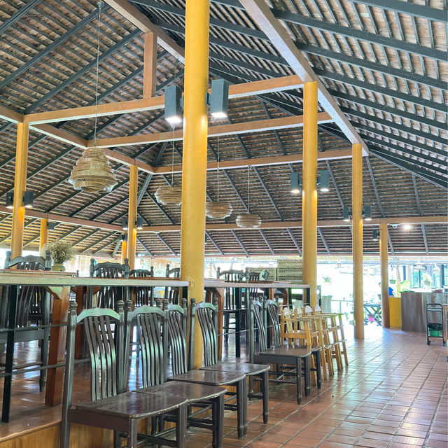 📍“ร้านอาหารโครงการหลวงดอยอินทนนท์” 
