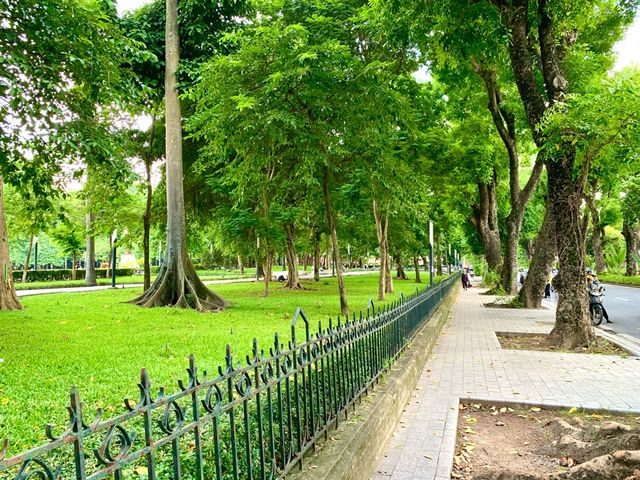 ベトナム　ベトナム観光　ハノイのレーニン公園は綺麗だった！