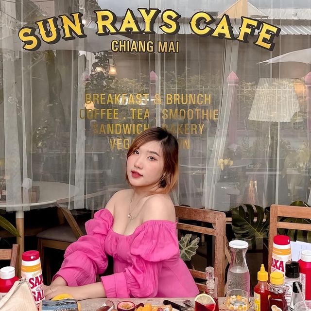 Sunrays cafe 🌻☀️✨