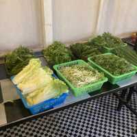 内陸国ラオス辺境のルアンナムターでまさかのseafood buffet