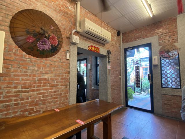 老夥房-超難找的特色三合院餐廳
