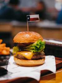 【#九龍灣美食：人氣新西餐廳🍔✨】