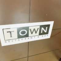 Fullerton Town Cafe