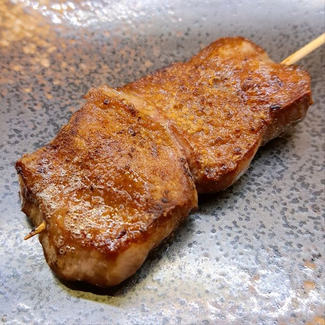 鵝肝多士就在居酒屋