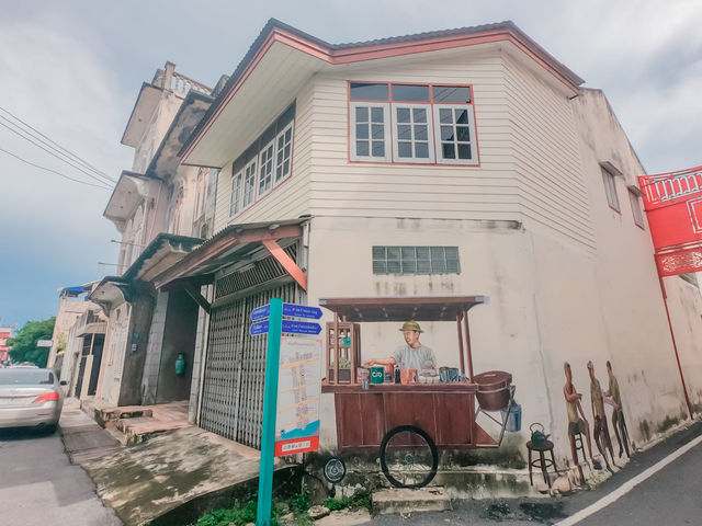 เที่ยวถนนนางงามสงขลา และหาดสิมิหลา