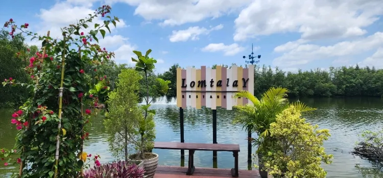 Lom Talay Restaurant