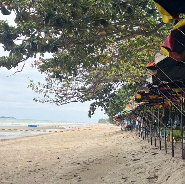 หาดจอมเทียน ชลบุรี🏖️🏖️