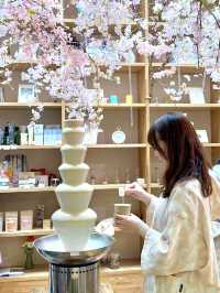 【埼玉(大宮)】花粉症で外でたくない方必見！お風呂も入れる屋内でお花見デートはここ！