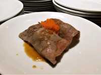 บุฟเฟต์มื้อเย็นสุดอลังที่โรงแรม The Emerald
