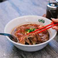 ก๋วยเตี๋ยวแม่คุณเจริญ เนื้ิอพรีเมียม ตัวเมืองระยอง
