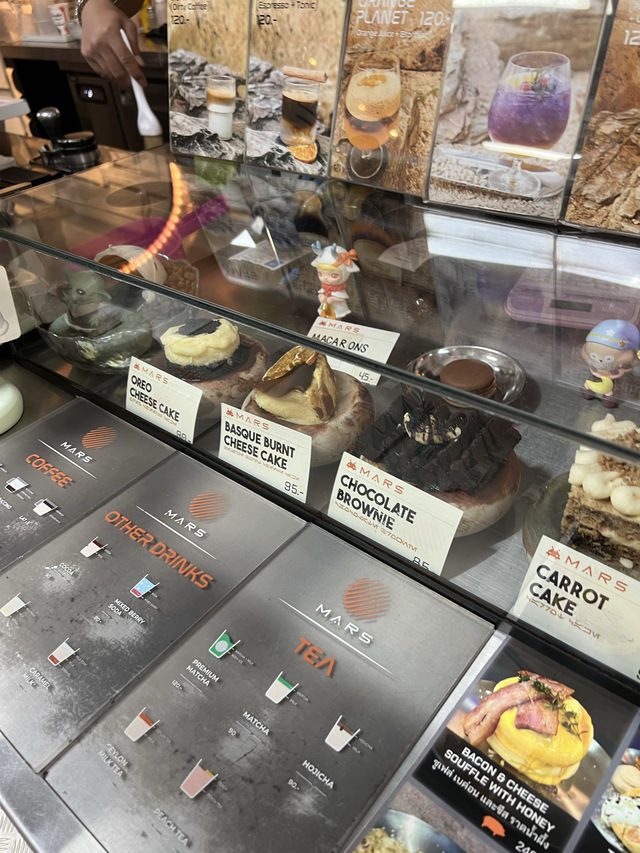 Mars Cafe คาเฟ่ดาวอังคาร เชียงใหม่