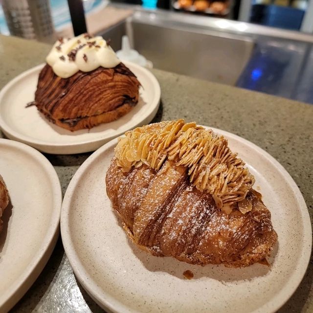 【墨爾本CBD】 Lune Croissanterie 牛角包值得大排長龍嗎？