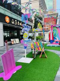 【深圳地鐵站】暑假打卡位！halo廣場充滿暑假氣氛，附近餐飲店提供消暑麵包凍飲！