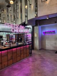 Moxy Bandung โรงแรมสไตล์โมเดิร์นใน Bandung