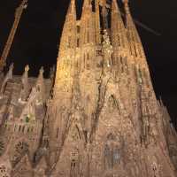 【スペイン】行ってよかった！ガウディ建築4選