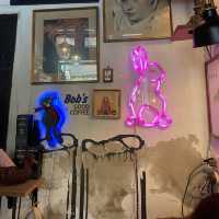 A pink rabbit + bob / Songwat 🐰 