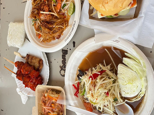 Aonang night market