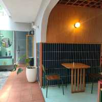 MR A Hotel