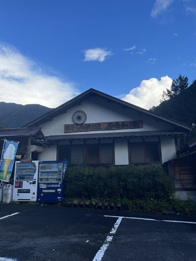 岐阜　迫力満点の不動滝✨